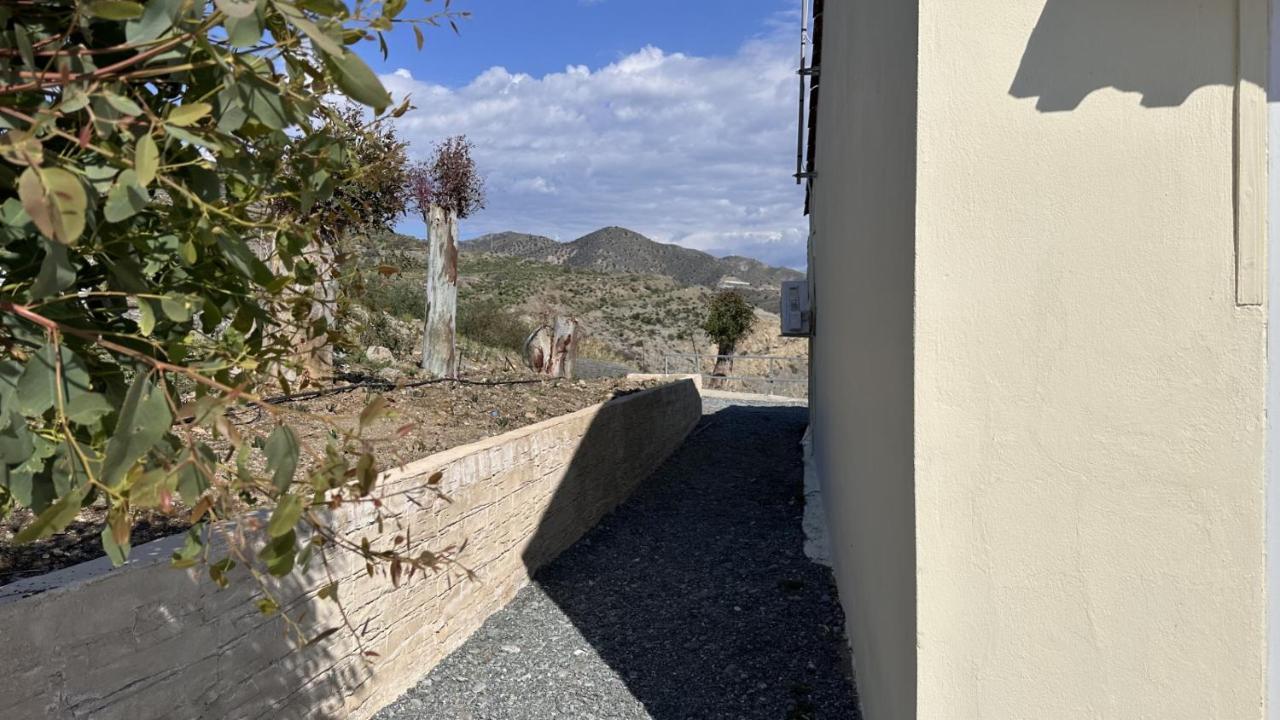 Sfinias Apartments Kali Limenes Exterior photo