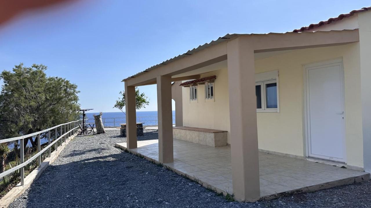 Sfinias Apartments Kali Limenes Exterior photo
