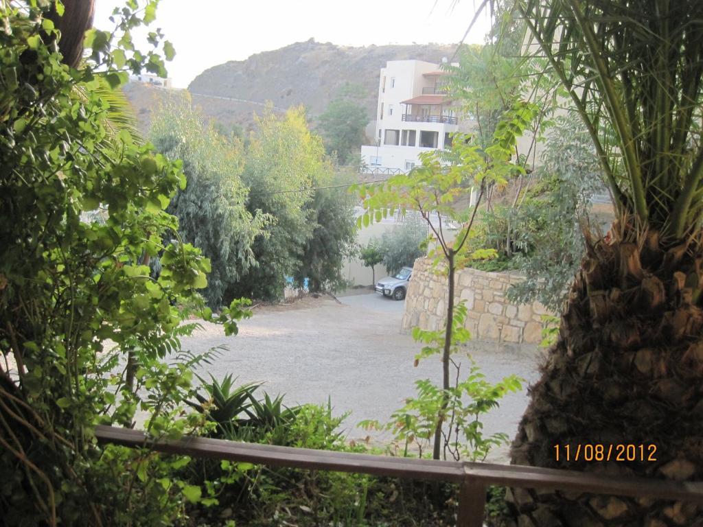 Sfinias Apartments Kali Limenes Exterior photo